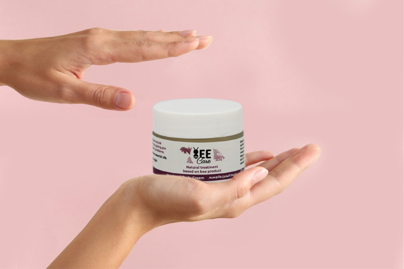 Read more about the article Why a Propolis-Infused  Cream Is the Natural Solution for Skin Problems.